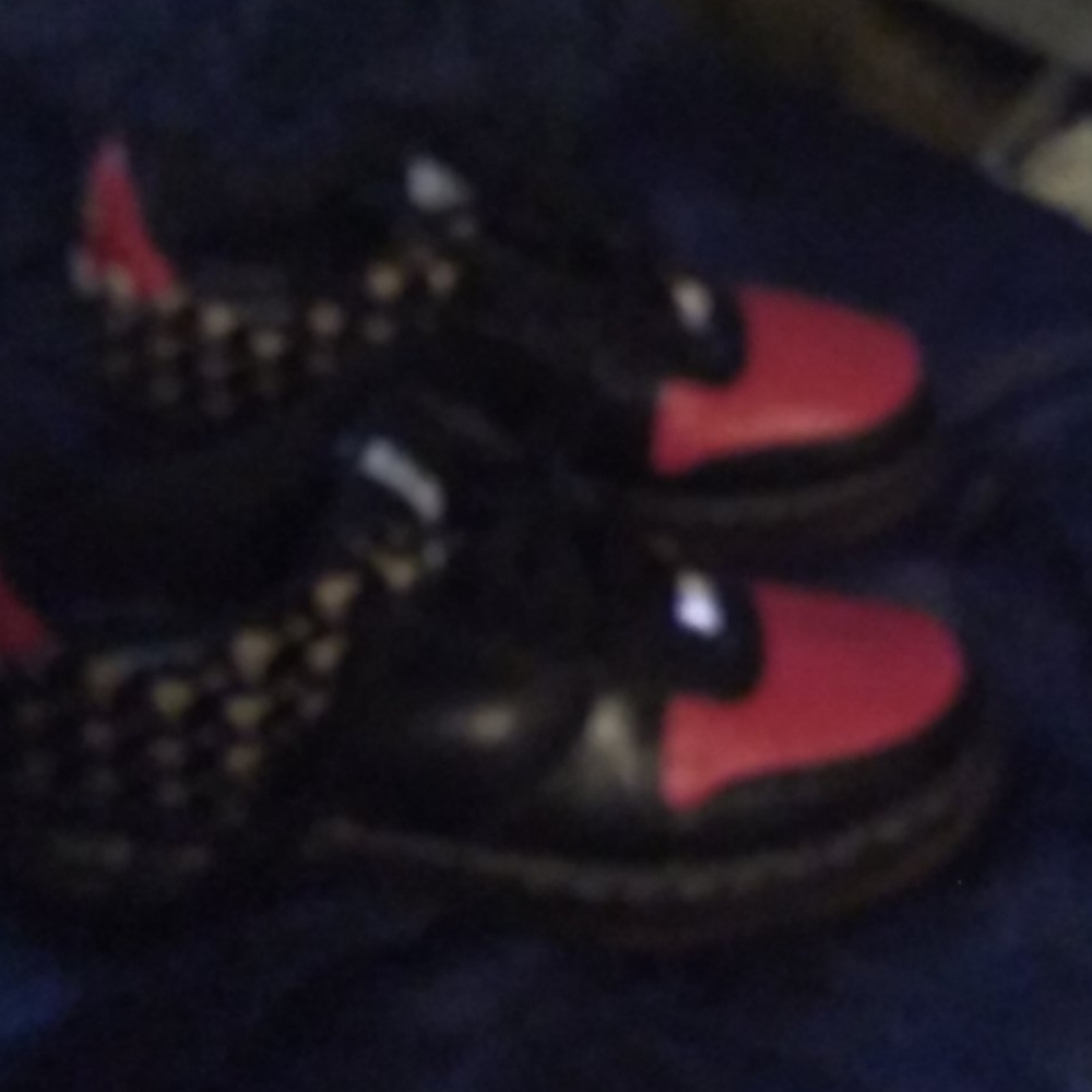 Greedy Genius Stars & Straps  shoes.